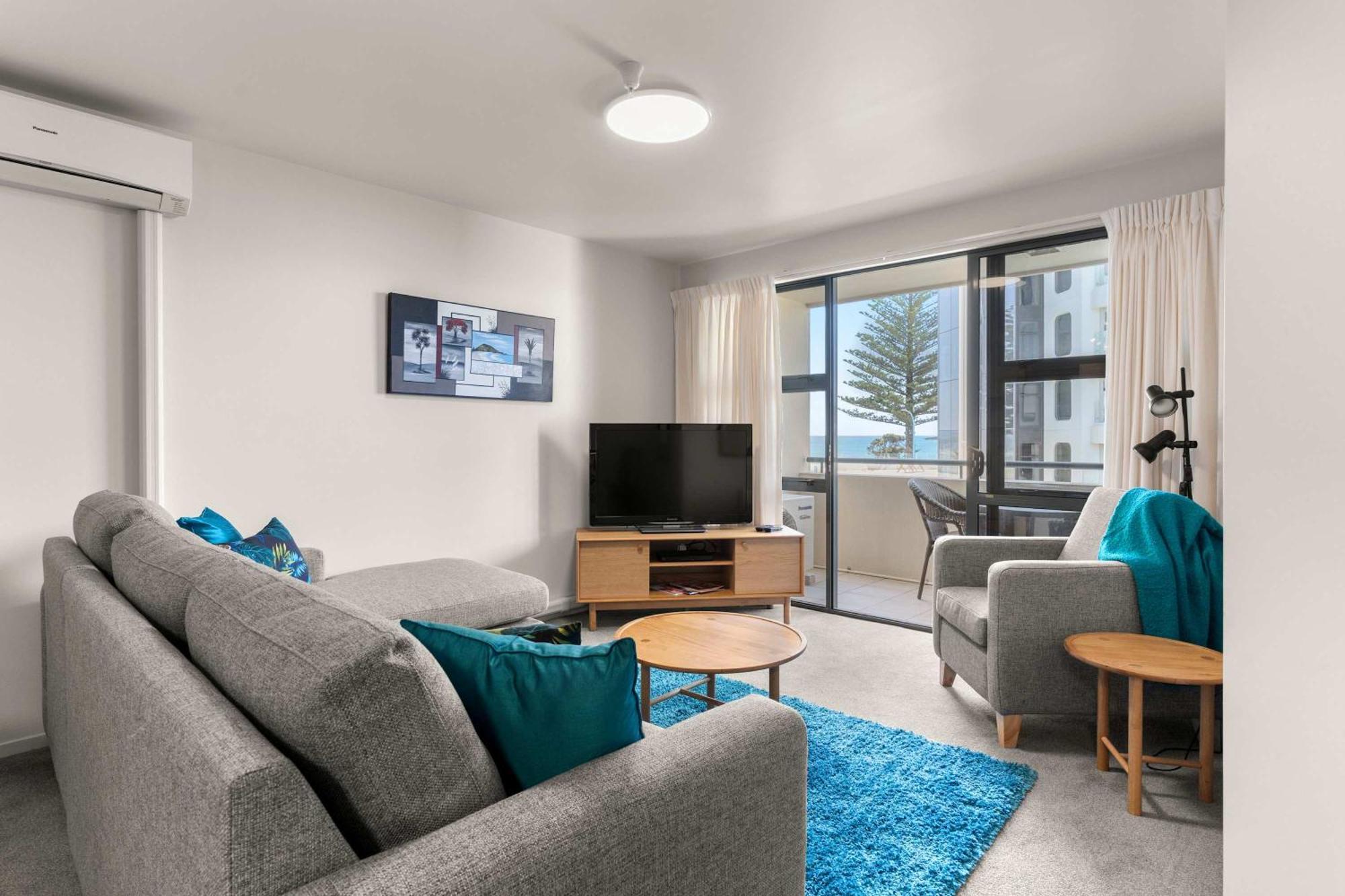 Beach Side Bliss - Oceanside Mount Maunganui Exterior photo