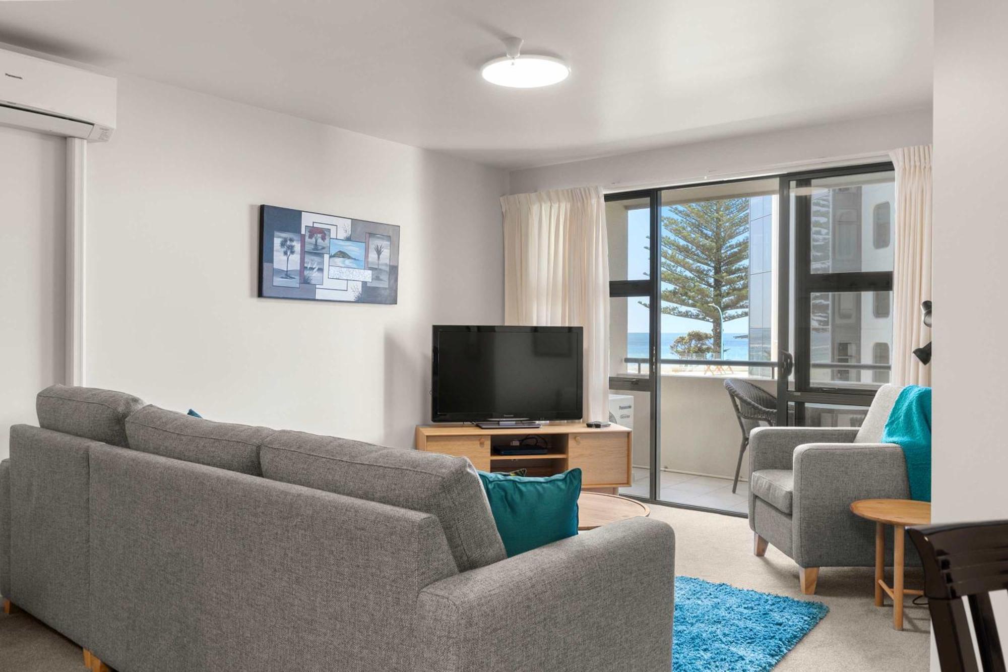 Beach Side Bliss - Oceanside Mount Maunganui Exterior photo